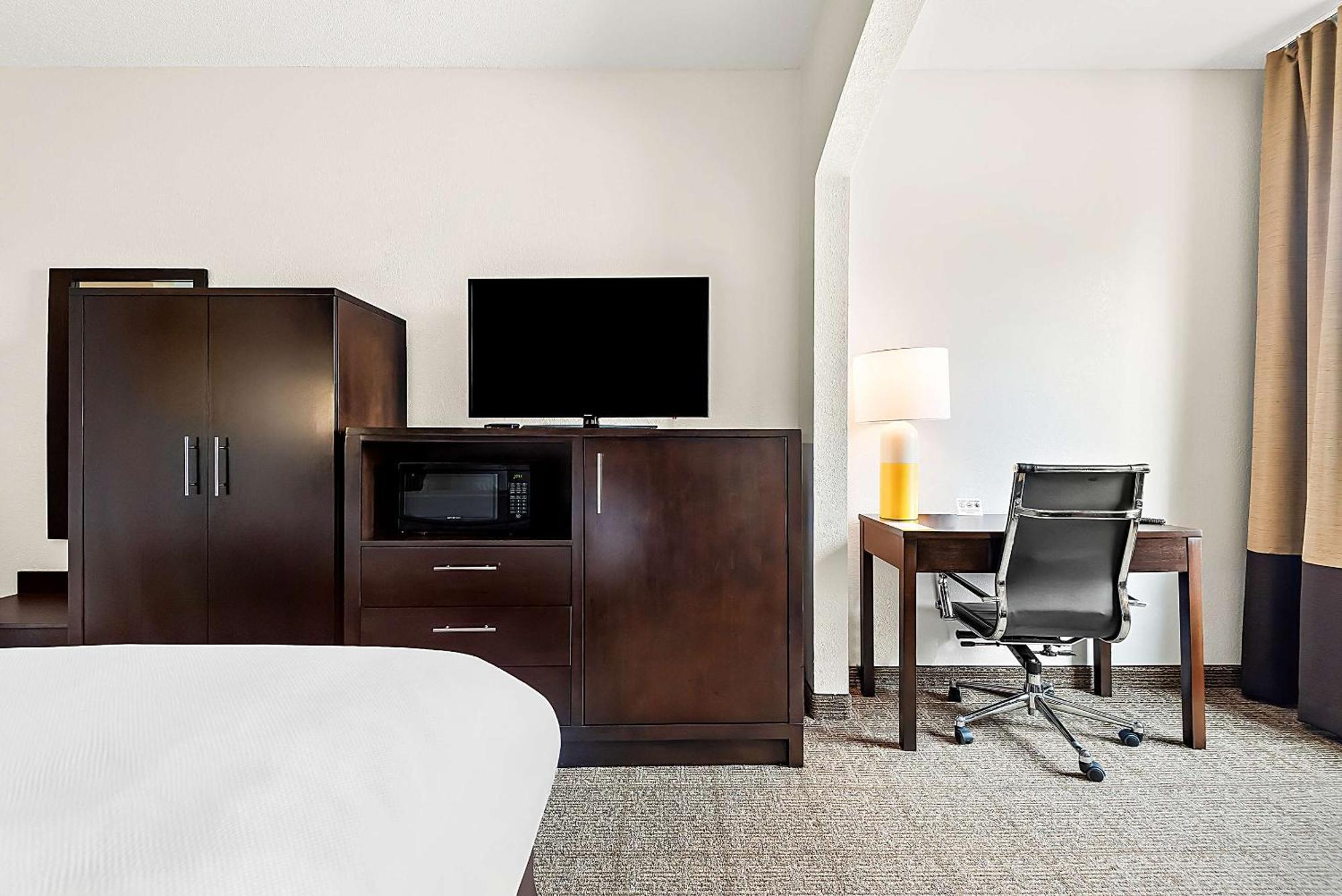 Comfort Suites New Orleans East מראה חיצוני תמונה